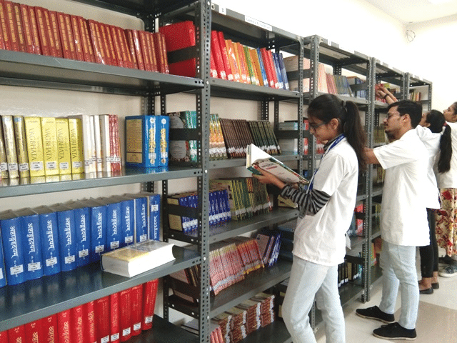 Drs. Kiran and Pallavi Patel Global University Vadodara Infrastructure photo 29